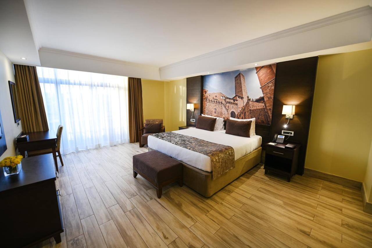 Mestil Hotel & Residences Kampala Kültér fotó
